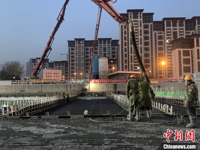 北京地鐵11號(hào)線(xiàn)西段的北辛安路站施工現(xiàn)場(chǎng)。北京市重大辦供圖