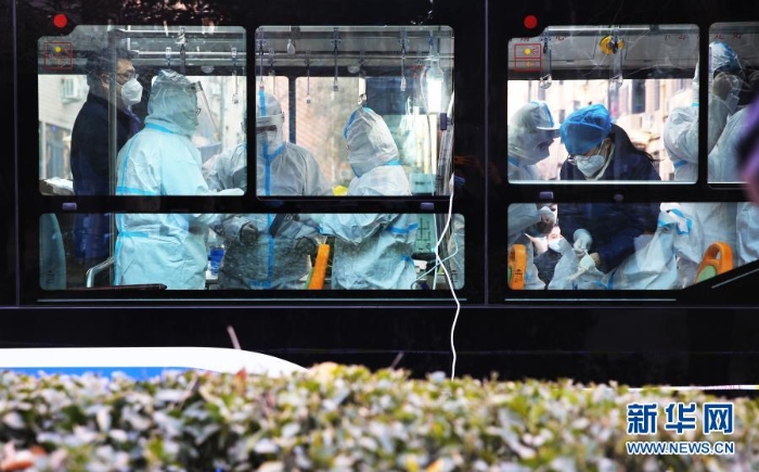 石家莊：“核酸采樣流動車”助力核酸檢測