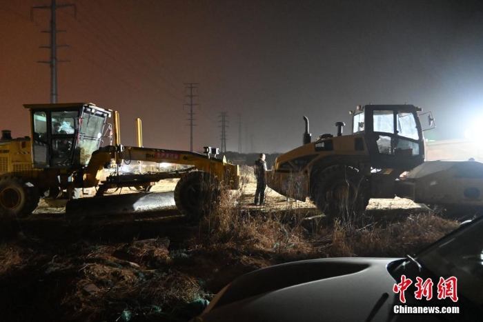 河北石家莊連夜搭建集中隔離點
