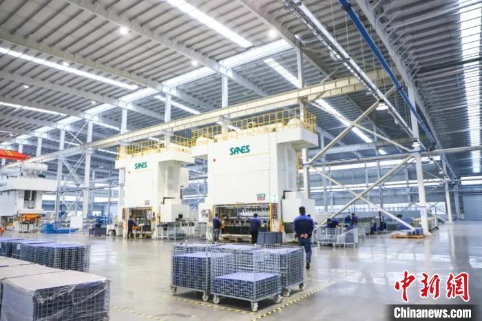 婺城一企業(yè)生產(chǎn)車間。婺城宣傳部供圖