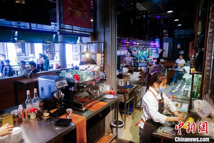 點擊進(jìn)入下一頁