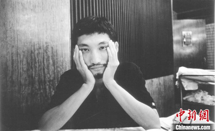 《流光·飛影》2021香港電影主題攝影展展出作品之一?！”R玉瑩 攝