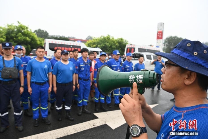 【圖刊】有你們，“河南一定中”