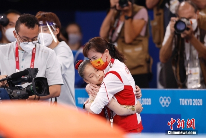 管晨辰獲東京奧運會女子平衡木項目金牌