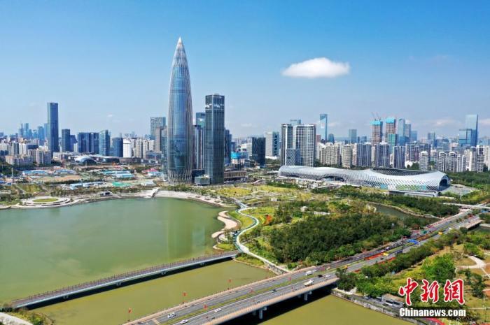 資料圖：深圳灣新地標(biāo)——魅力“春筍”。 <a target='_blank' href='http://www.chinanews.com/'>中新社</a>記者 陳文 攝