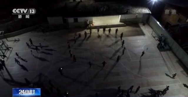 點擊進(jìn)入下一頁