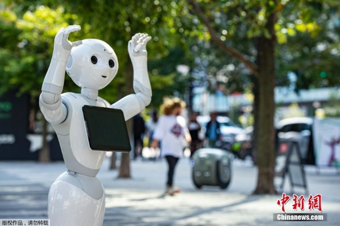 美國波士頓舉辦機器人派對 科技新品齊聚一堂