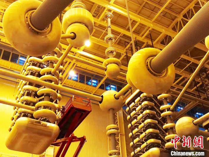 本次檢修共有28個作業(yè)面，涉及全站直流設備和部分交流設備?！￠Z文陸 攝