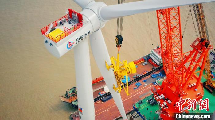 中國海油首個海上風(fēng)電項目全容量并網(wǎng)發(fā)電