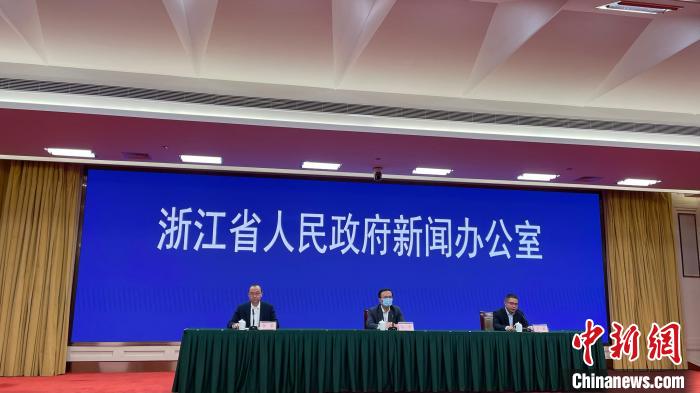 圖為發(fā)布會(huì)現(xiàn)場(chǎng)?！↑S齡億 攝