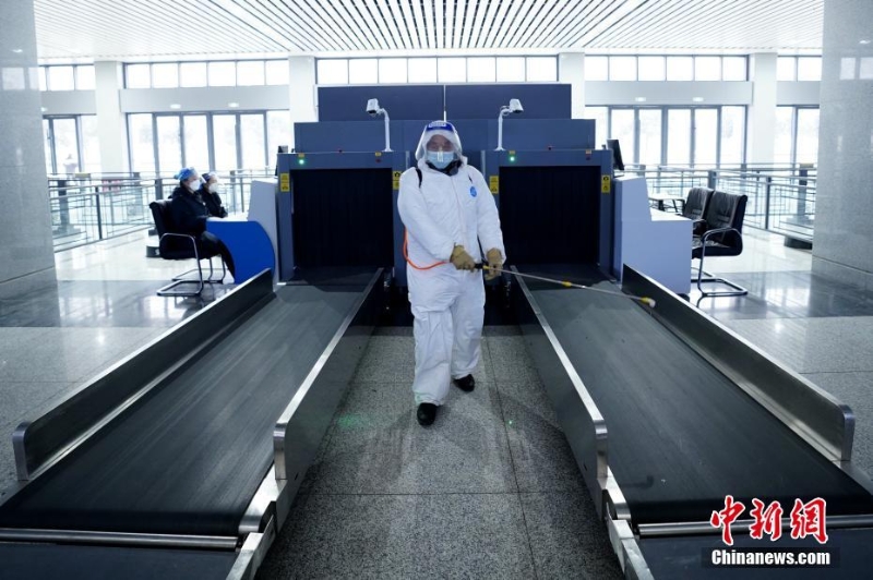 西安火車站開展消殺作業(yè)