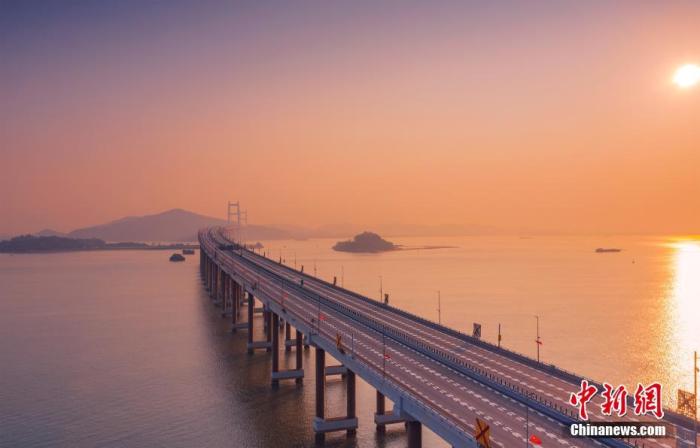 廣東虎門(mén)大橋。<a target='_blank' href='/'>中新社</a>發(fā) 岳路建 攝