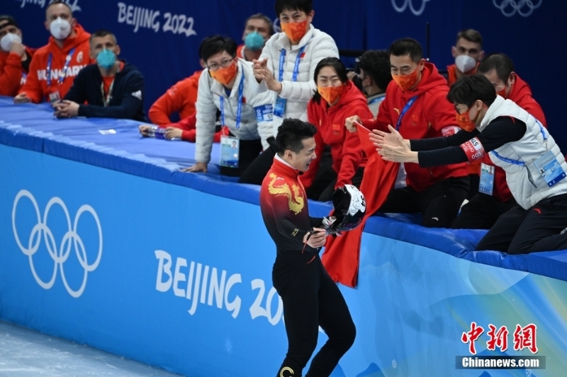 短道速滑男子1000米：任子威、李文龍包攬金銀牌