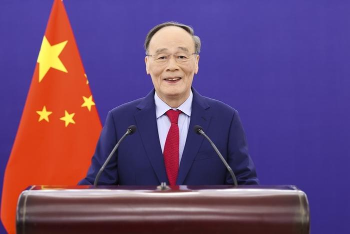 王岐山在“一個海洋”峰會高級別會議上發(fā)表致辭