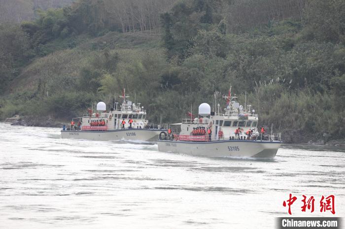 圖為第114次中老緬泰湄公河聯(lián)合巡邏執(zhí)法圓滿完成?！＄娏I(yè) 攝