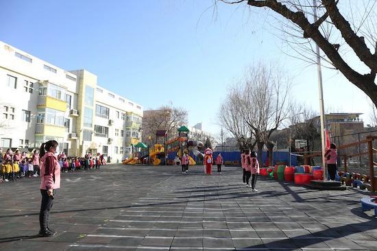 不負(fù)春光，善育生命——北京市經(jīng)開(kāi)區(qū)亦莊中心幼兒園主題開(kāi)園典禮