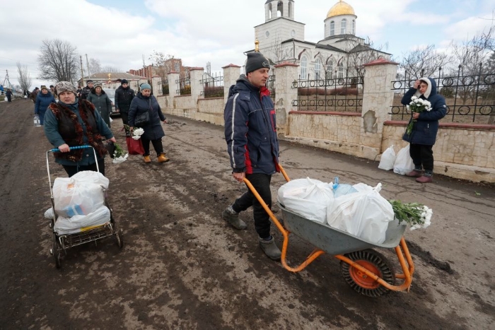 美副國務(wù)卿承認烏克蘭有“生物研究設(shè)施”_1646876219838