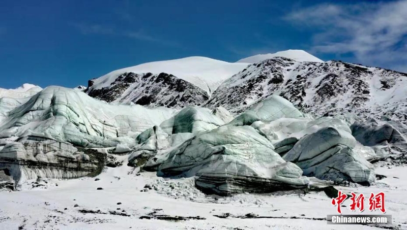 人跡罕至！長(zhǎng)江源冰川蔚為壯觀