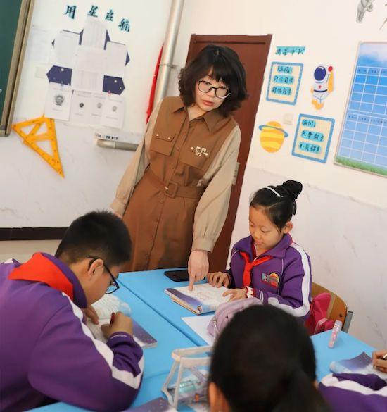 伊旗上灣小學(xué)：“雙減”之下，凸顯“炫彩課堂”魅力