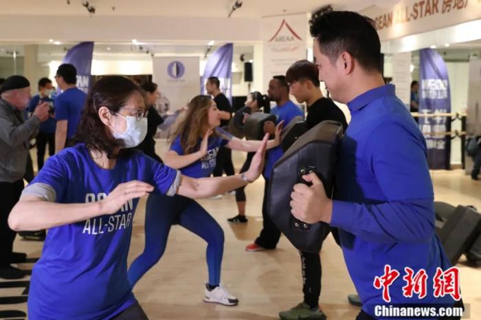 點(diǎn)擊進(jìn)入下一頁(yè)