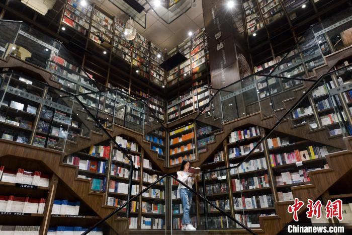 點(diǎn)擊進(jìn)入下一頁