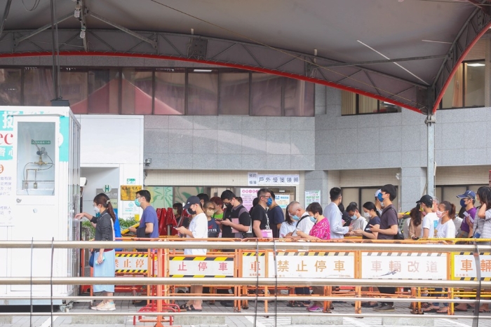 臺(tái)北核酸排隊(duì) 臺(tái)北核酸排隊(duì)