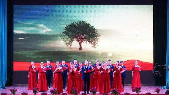 武漢光谷九小教師在省師德建設(shè)主題作品展示活動中榮獲特別展示獎