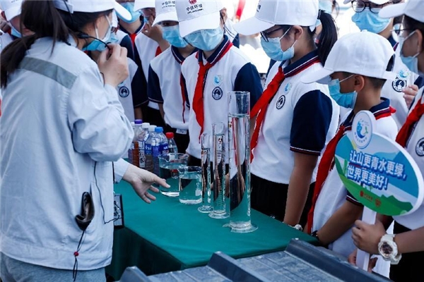 中信環(huán)境技術(shù)：污水廠開放日，小實驗有大能量