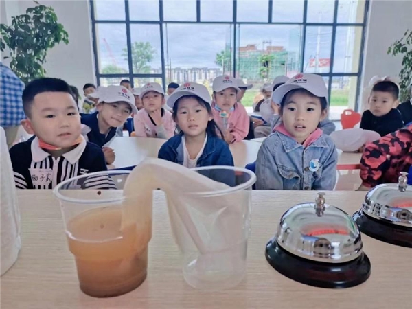 中信環(huán)境技術(shù)：污水廠開放日，小實驗有大能量