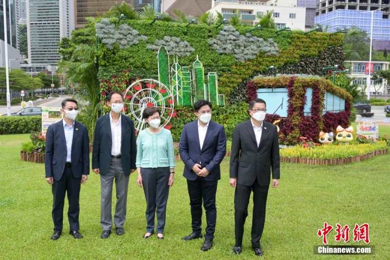 香港維港兩岸舉行“藝術(shù)@維港”展覽