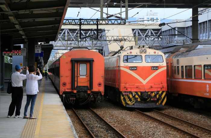 點(diǎn)擊進(jìn)入下一頁