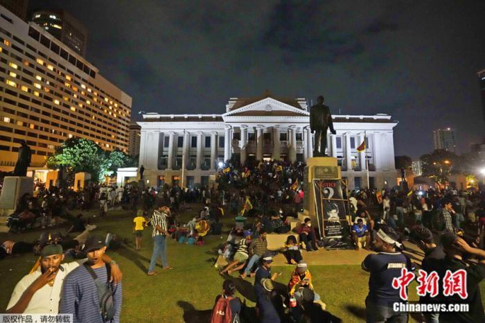 點擊進(jìn)入下一頁