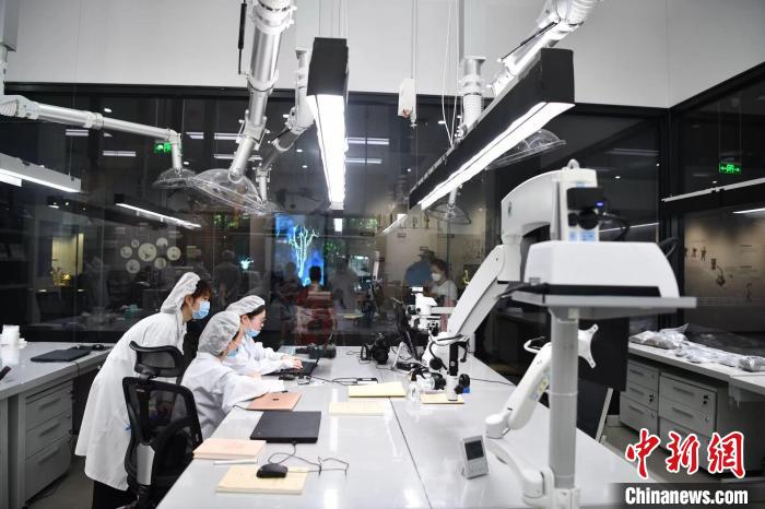 點(diǎn)擊進(jìn)入下一頁(yè)