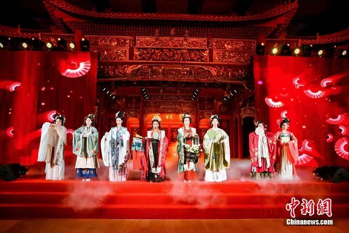 點擊進(jìn)入下一頁