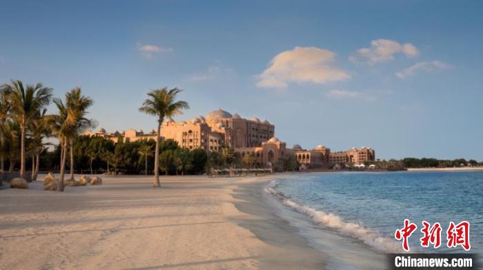 圖為阿聯(lián)酋皇宮酒店。　阿聯(lián)酋駐華大使館供圖