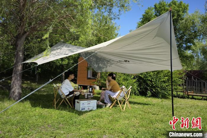 中國露營熱風吹至北疆:“營”來融合新業(yè)態(tài)