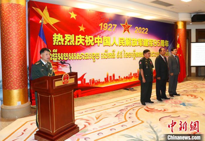 湯浩武官講話 歐陽(yáng)開(kāi)宇 攝