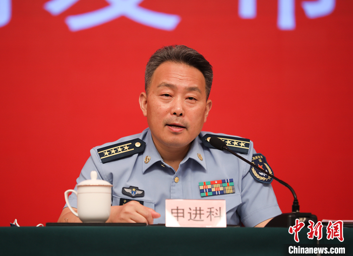 圖為申進(jìn)科大校發(fā)言。 <a target='_blank' href='/'>中新社</a>記者 趙雋 攝