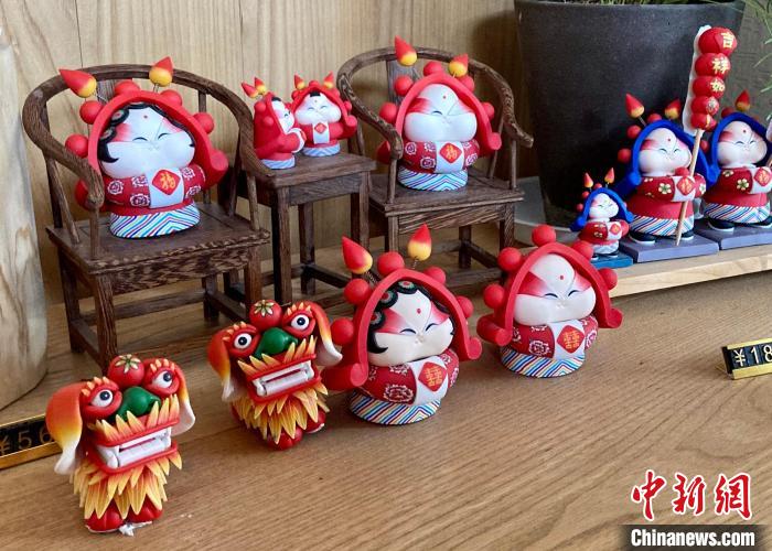 圖為漫心酒店前門大街店展示的兔兒爺。　徐婧 攝