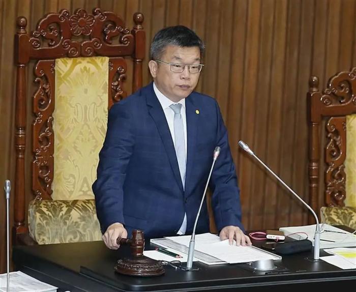 圖為臺當(dāng)局“立法委員”并任“立法院”副院長蔡其昌。圖片來源中時新聞網(wǎng)。