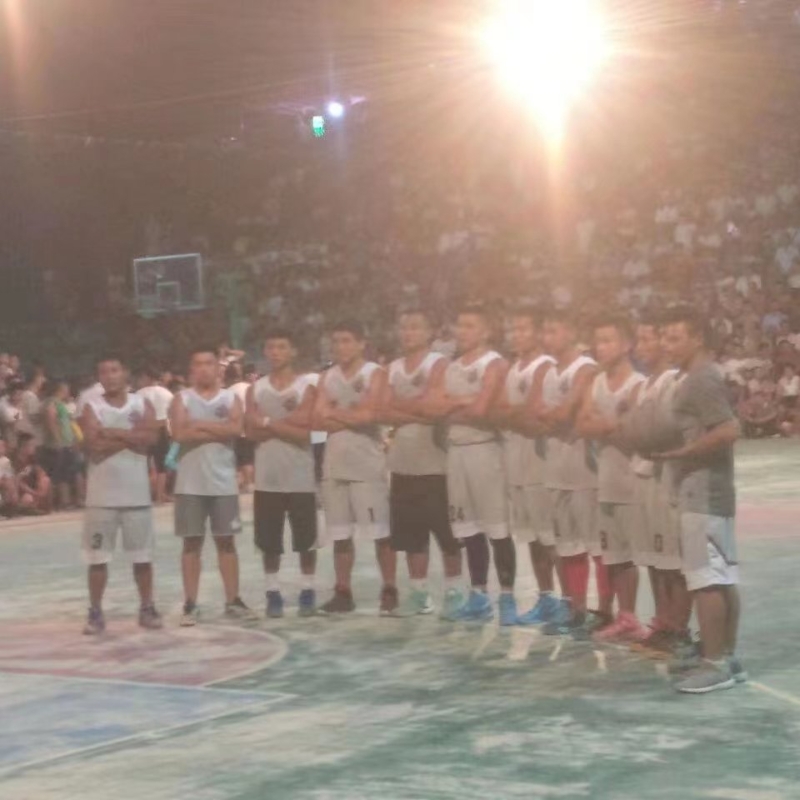 圖為2017年臺盤村“吃新節(jié)” 比賽。受訪者供圖