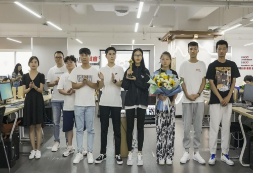 西安中領(lǐng)開展企業(yè)文化日活動(dòng)，慶祝跨境銷售業(yè)績(jī)逐年上升