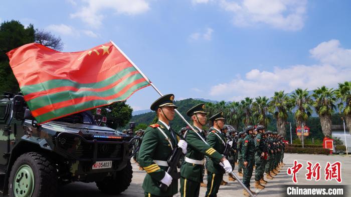 9月2日，入隊(duì)儀式?！堦愑?攝