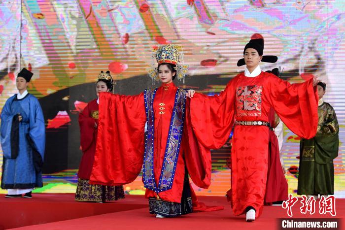 2022閩臺(tái)匠人匠心交流活動(dòng)在福州舉行?！蚊?攝