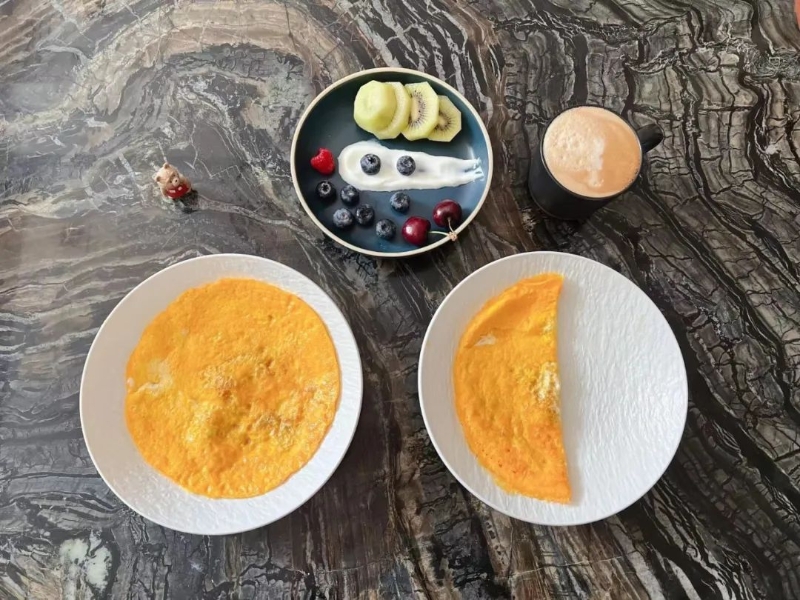 9月10日中秋節(jié)，臺灣整容醫(yī)生顏士鈞制作了“花好月圓”健康餐。受訪者供圖。