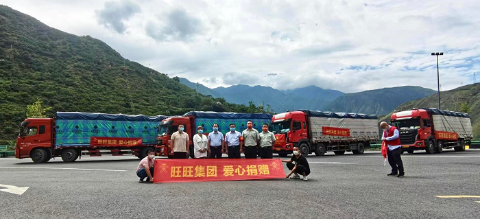 【關(guān)注瀘定縣6.8級地震】地震無情臺企有愛！四川臺企首批捐贈物資送達災區(qū)「相關(guān)圖片」