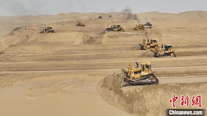 項(xiàng)目建設(shè)如火如荼?！≮w成偉 攝