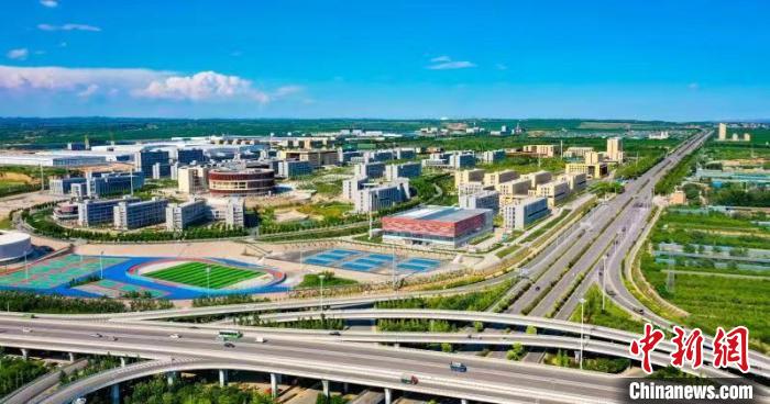 晉中大力推進(jìn)城市建設(shè)?！x中市委宣傳部 攝