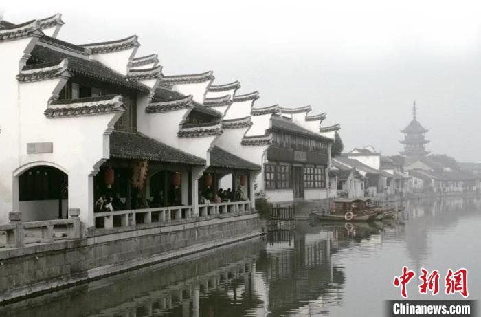 臺(tái)媒看大陸:江蘇蘇州震澤古鎮(zhèn)傳承絲綢文化