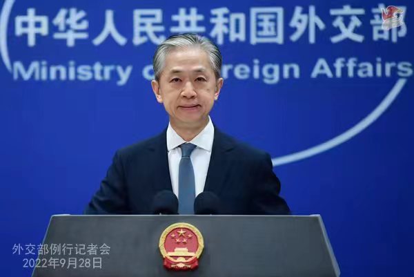 中國外交部發(fā)言人汪文斌。 薛偉 攝